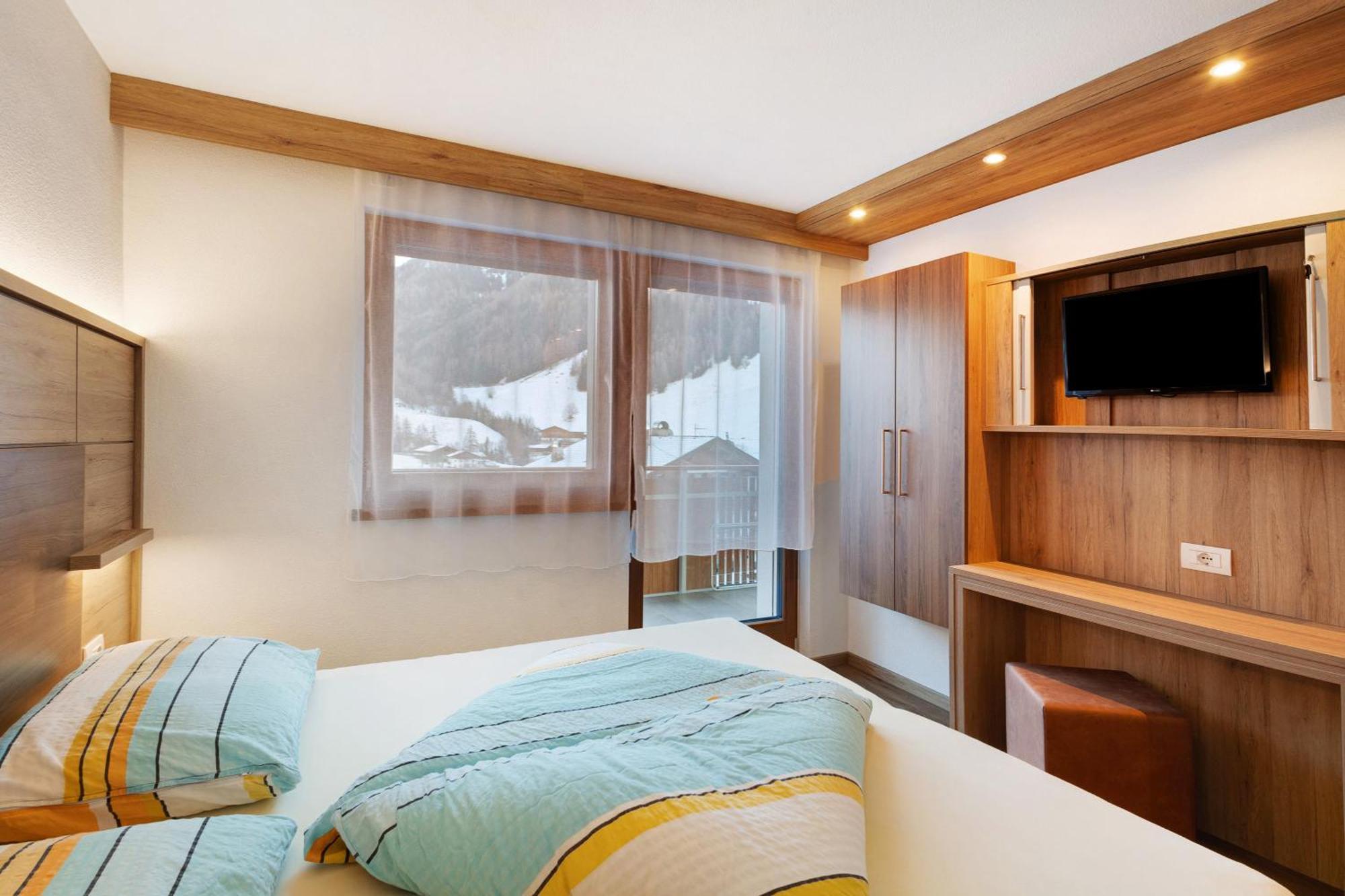 Pension Waldheim Apartments San Giacomo in Valle Aurina Esterno foto